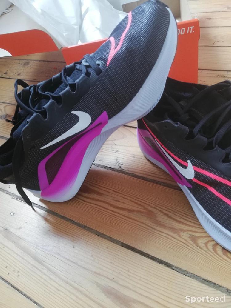 Course à pied route - Nike Zoomfly 4 - photo 3