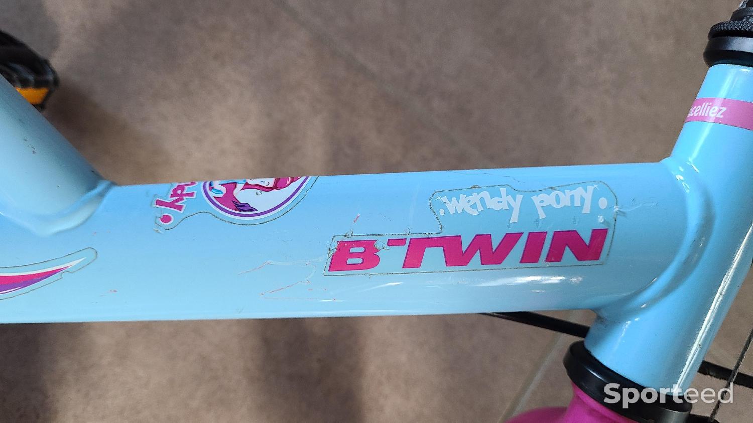 Vélo Enfant BTwin 16 pouces - Wendy Poney d'occasion : Enfant