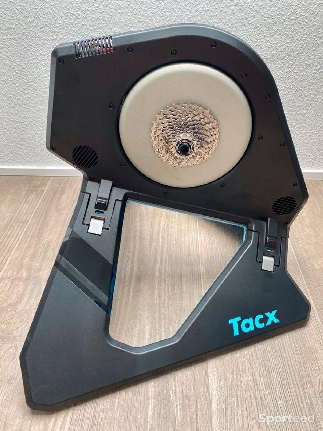 Tacx Neo 2T Smart Trainer T2875 d occasion Equipements