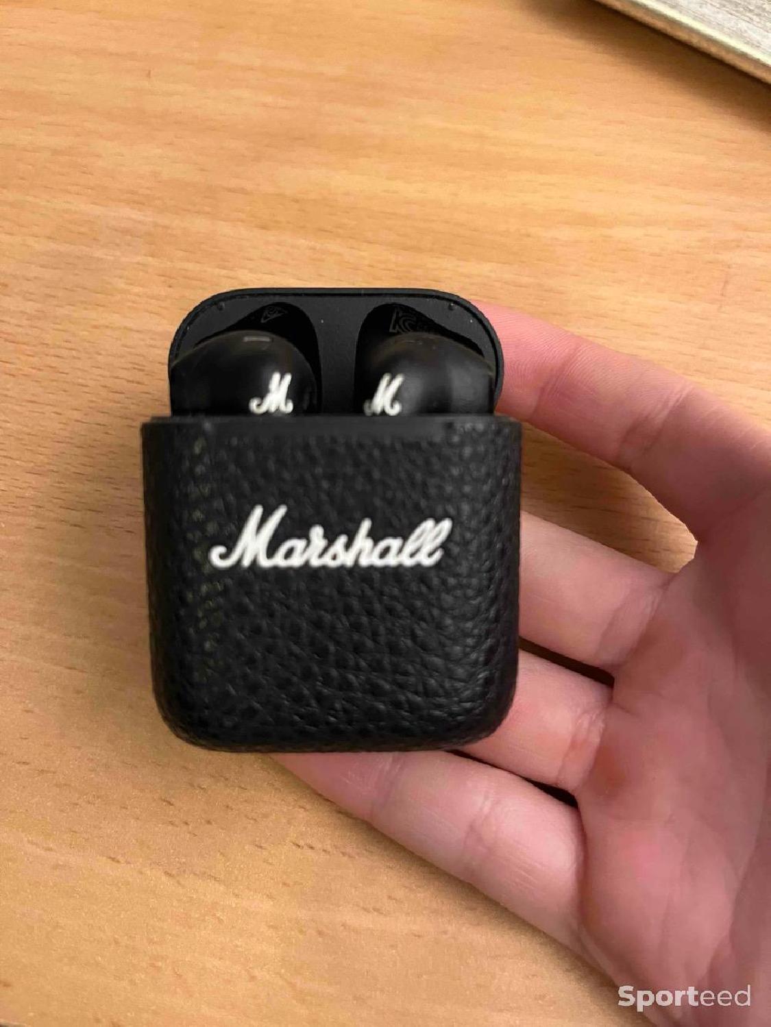 Écouteurs sans fil Marshall d'occasion : Equipements