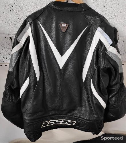 Two Piece Racing Suit Joe Rocket Speedmaster 7.0 Two Piece Motorcycle Suit - Blue/White Size 46 Motorcycle Riding Suit