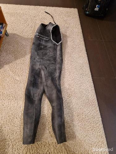 Combinaison plongée