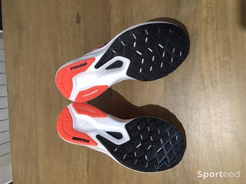 Course à pied route - Chaussures Puma Deviate Nitro Lava Blast Puma Black - photo 5