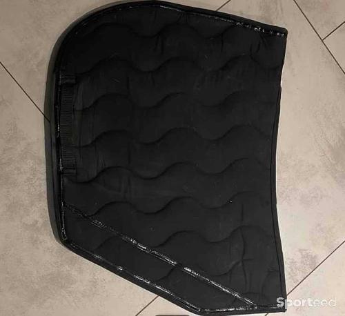 Tapis équithème coupé sport