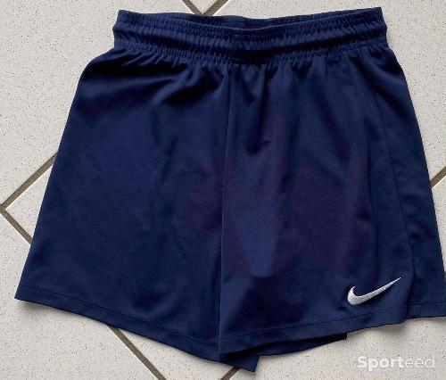Short Nike