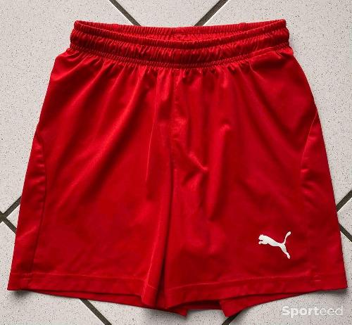 Short Puma rouge