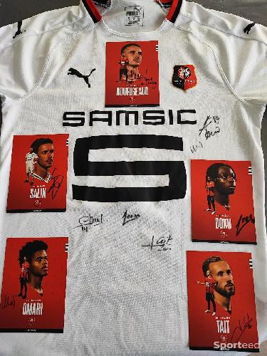 Stade Rennais Maillot foot signé pour 5 joueurs 