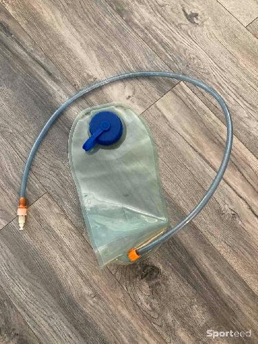 Vend poche à eau