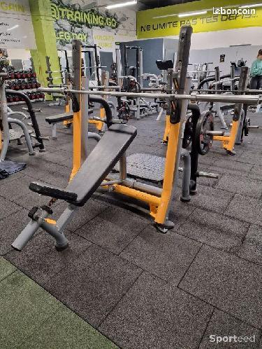 Banc développé incliné