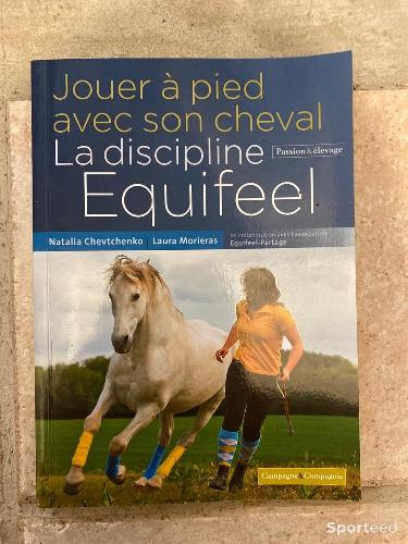 Librairie du sportif - Livre jouer avec son cheval, la discipline equifeel - photo 5