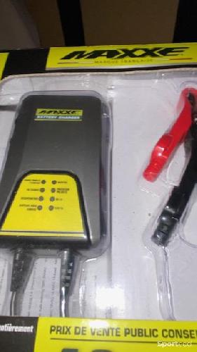 chargeur pour moto/scoot neuf 