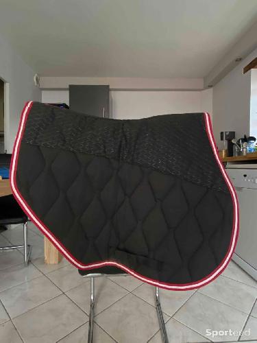 Equitation - Tapis fouganza noir et rouge - photo 3