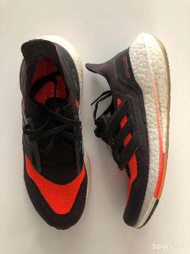 Course à pied route - Chaussures de running adidas ultraboost 21 - photo 5