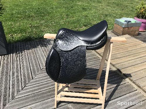 Equitation - Selle Sport Mondange 17,5 pouces NEUVE - photo 6