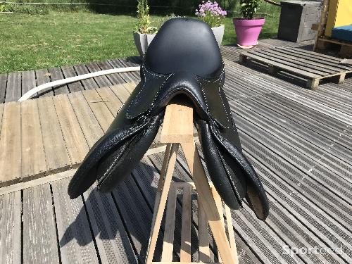 Equitation - Selle Sport Mondange 17,5 pouces NEUVE - photo 6