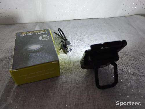 Camping - Neuf lumineux lampe spot magnétique pratique porte clé  - photo 6
