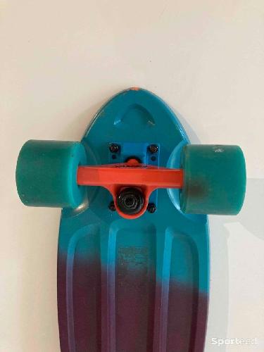 Skateboard / Longboard - Skateboard et casque  - photo 6