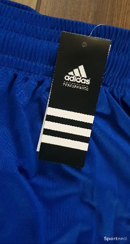 Basket-ball - Short de Basket-ball Adidas de la France FFBB Taille S neuf et étiqueté  - photo 6