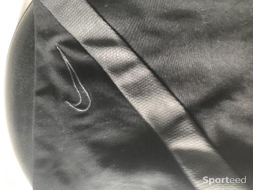 Athlétisme - Pantalon Nike 158/170 cm - photo 6