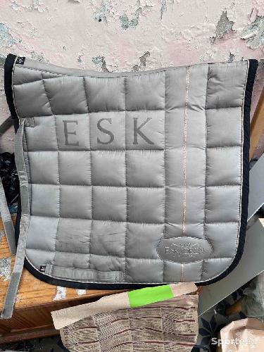 Tapis de selle Eskadron 