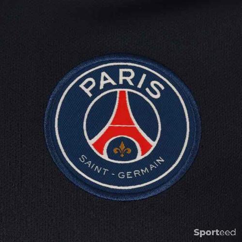 Football - Maillot Nike Paris Saint Germain Bleu - photo 6