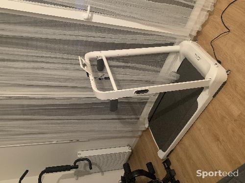 Tapis de course pliable blanc