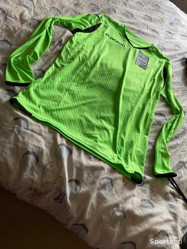 Pull fin de gardien taille m