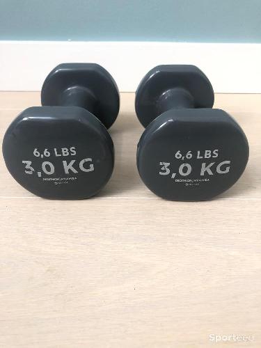 Haltères 3kg neuf : Equipements  Musculation - 01/10/2023 - Sporteed