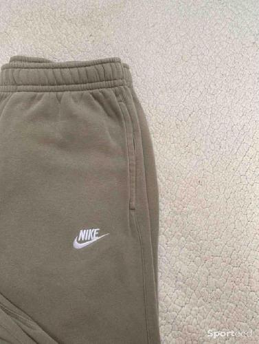 Sportswear - Jogging Nike Fleece Sportwear Club Kaki Clair - photo 4