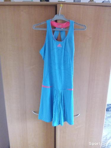 Robe de tennis 