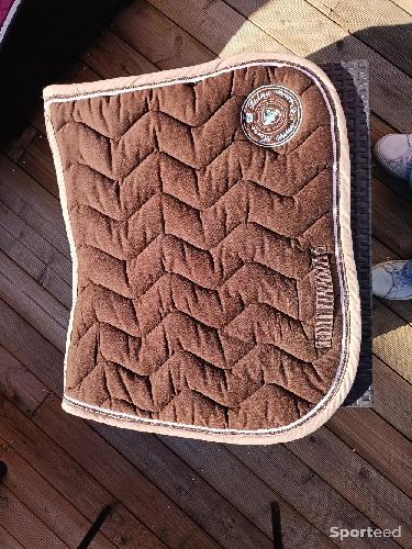 Tapis brun full fouganza