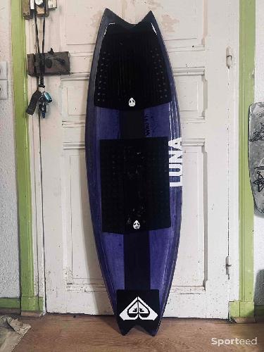 Surf - Kid board .epoxy 4’4”assym twin fork nose .EpS/epoxy. Who77shapes Biarritz shaped with Sonis . - photo 5