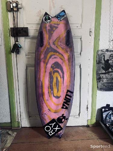 Surf - Kid board .epoxy 4’4”assym twin fork nose .EpS/epoxy. Who77shapes Biarritz shaped with Sonis . - photo 5