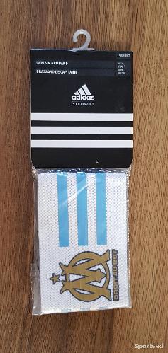 Football - Brassard de capitaine Foot Adidas de l'Olympique de Marseille OM France neuf et étiqueté  - photo 6