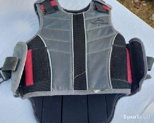 Protege dos enfant Equitheme 