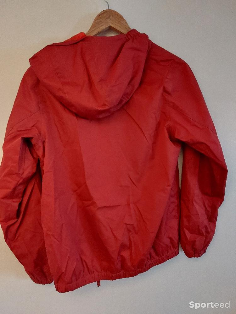 Randonnée / Trek - Veste imperméable Quechua (Décathlon) rouge taille 14 ans - photo 3