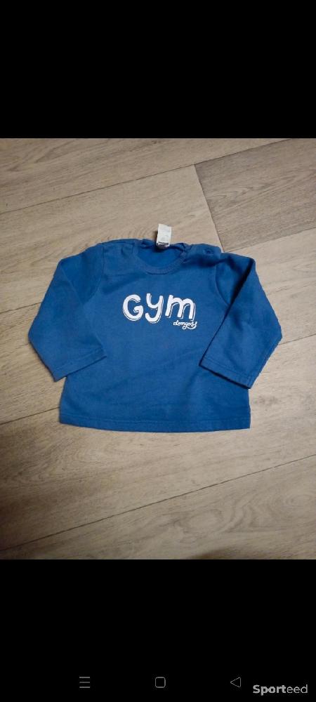 Sportswear - 15. Pull sport Decathlon 3ans 90-98cm - photo 1