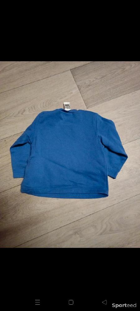 Sportswear - 15. Pull sport Decathlon 3ans 90-98cm - photo 2
