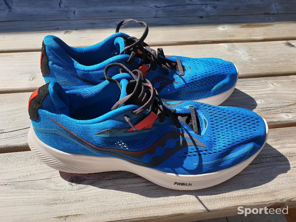 Course à pied route - Chaussures Saucony Ride 15. Neuves taille 46 - photo 2