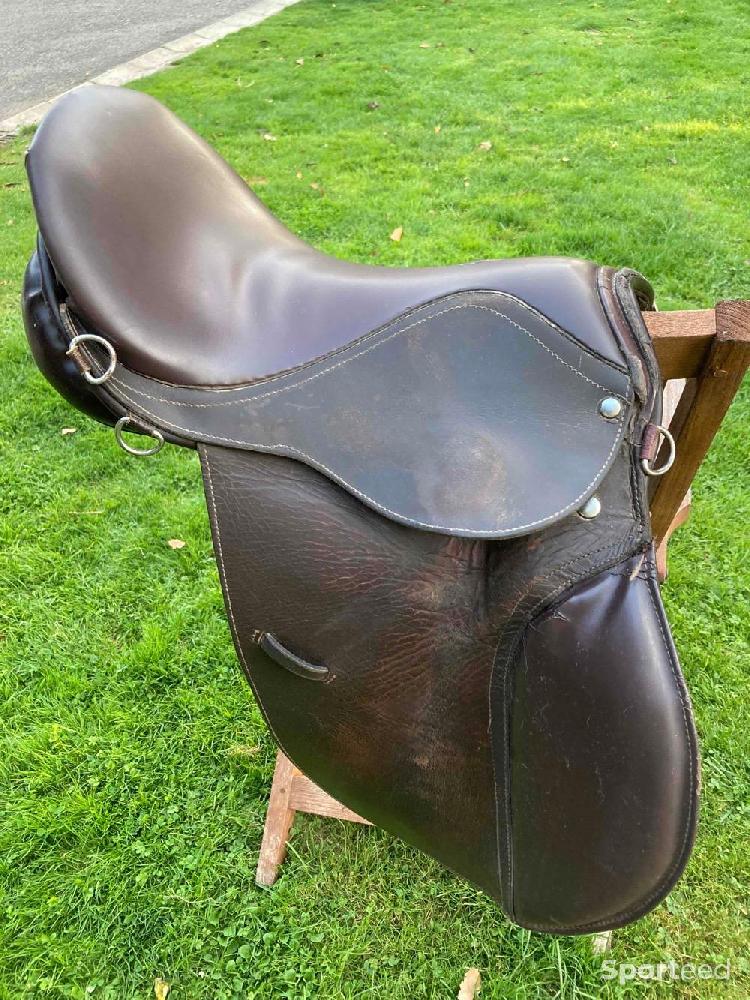 Equitation - Selle mixte cuir équitation 16 p - photo 1