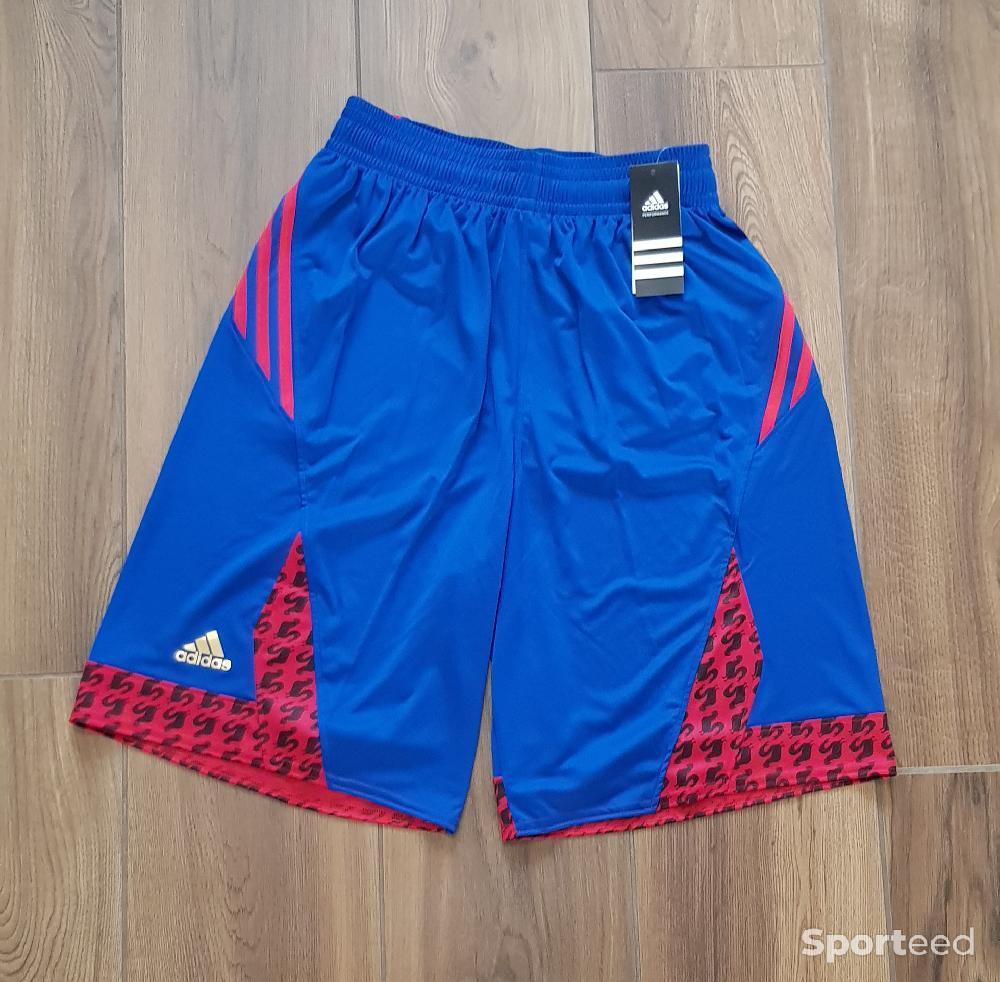 Basket-ball - Short de Basket-ball Adidas de la France FFBB Taille S neuf et étiqueté  - photo 1