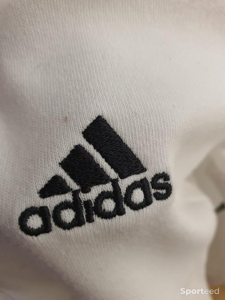 Sportswear - Veste sport à capuche Adidas blanc et noir taille 42 - photo 4