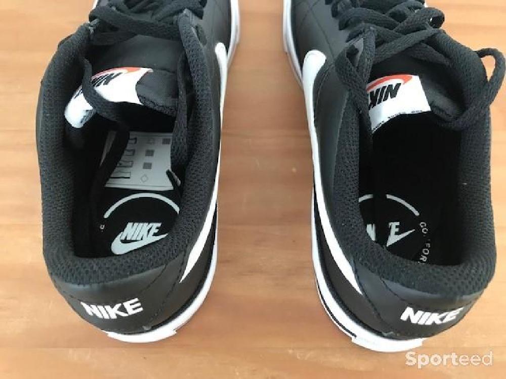 Sportswear - Nike Court Legacy neuves pointure 37,5 - photo 4