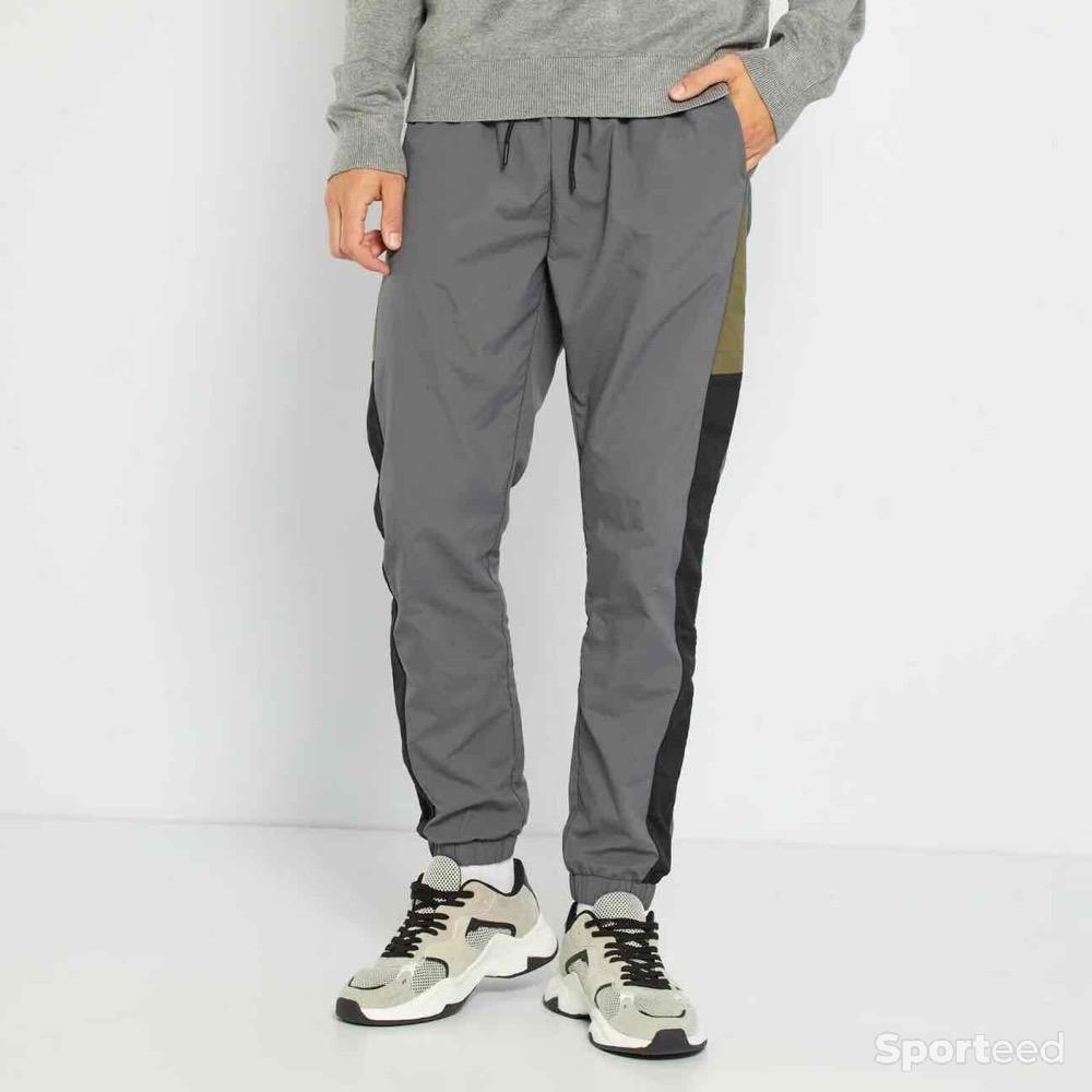 Fitness / Cardio training - Pantalon de Sport Gris Homme - photo 1