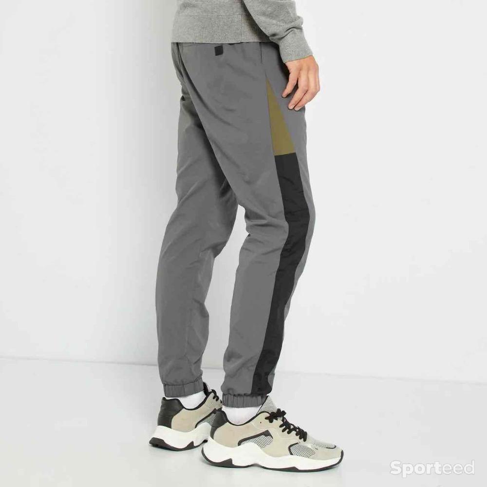 Fitness / Cardio training - Pantalon de Sport Gris Homme - photo 2