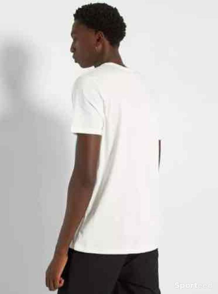 Sportswear - T-shirt Matrix Neo Homme - photo 3