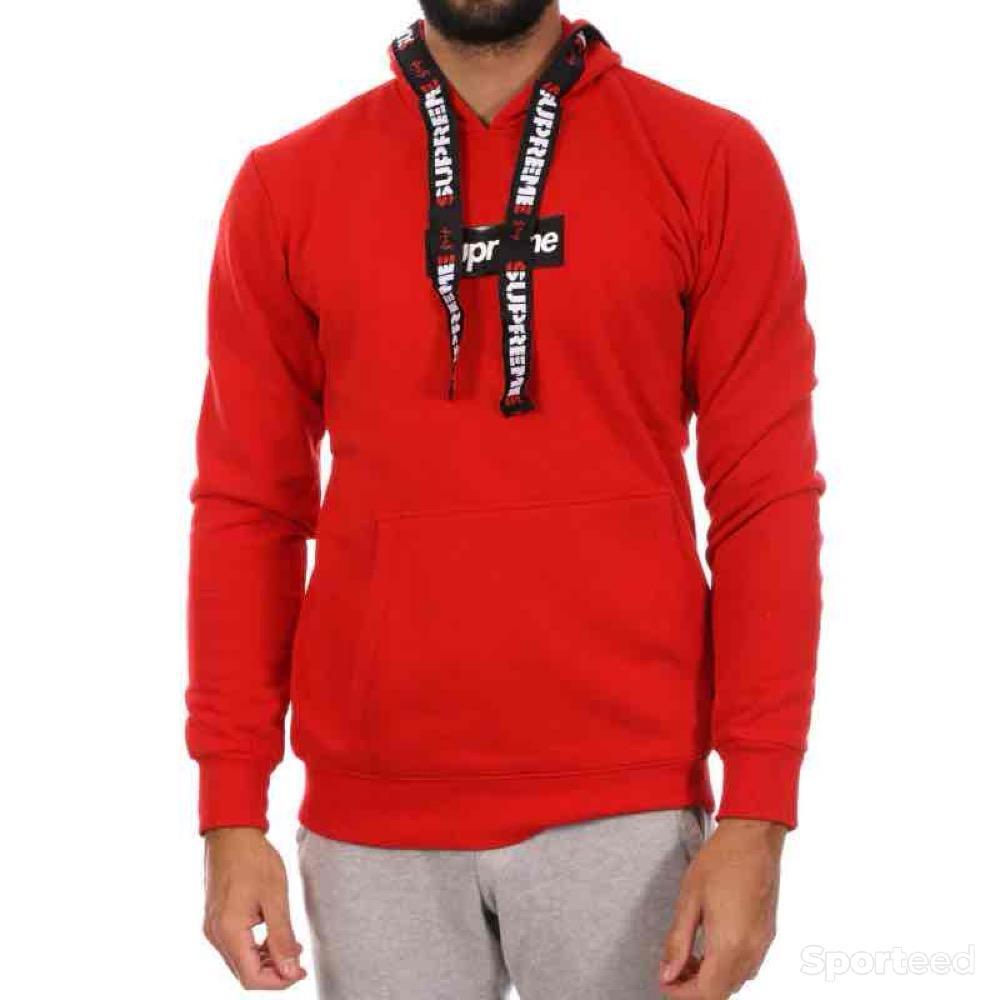 Sportswear - Sweat Supreme Capuche Homme - photo 1