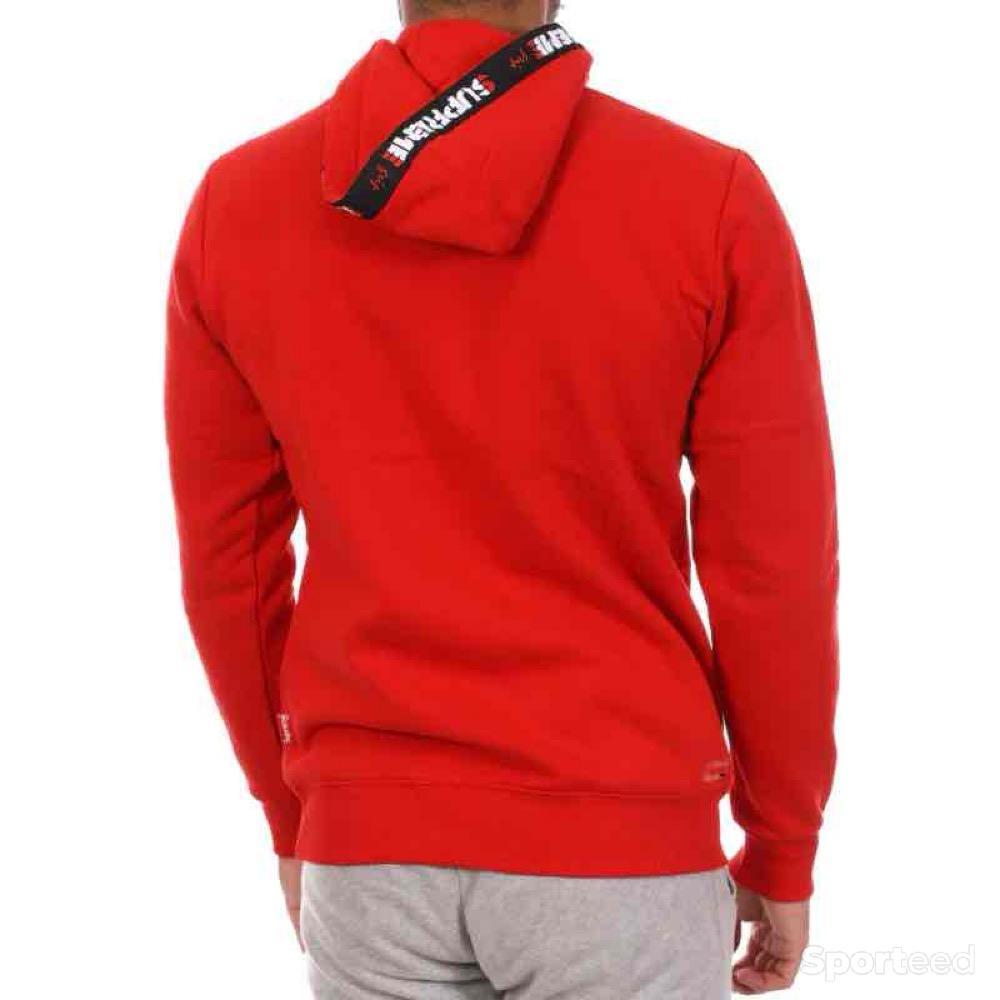 Sportswear - Sweat Supreme Capuche Homme - photo 2