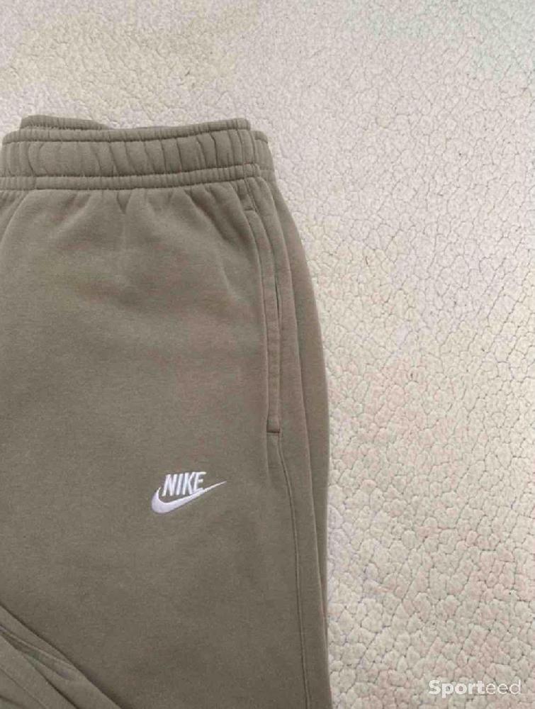 Sportswear - Jogging Nike Fleece Sportwear Club Kaki Clair - photo 2