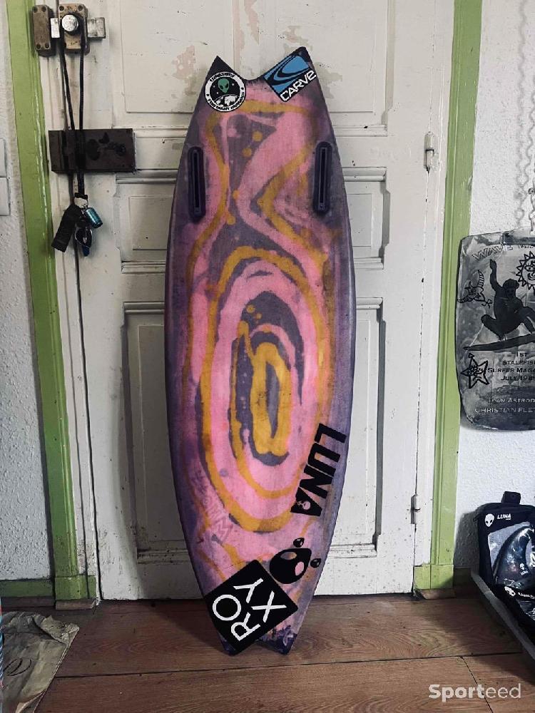 Surf - Kid board .epoxy 4’4”assym twin fork nose .EpS/epoxy. Who77shapes Biarritz shaped with Sonis . - photo 4